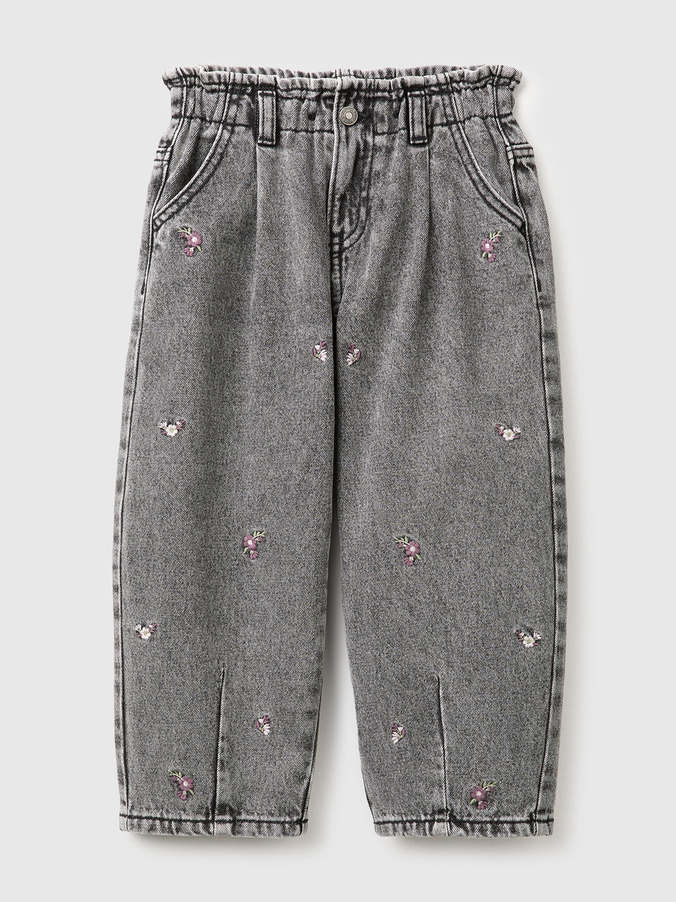 Jeans baloon fit com bordados - ucb_image_FS