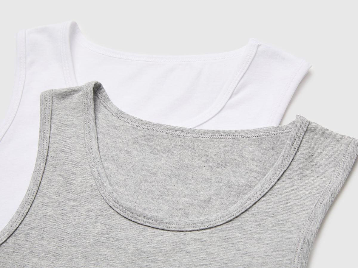 Duas t-shirts sem mangas interiores em algodão stretch - ucb_image_DS1