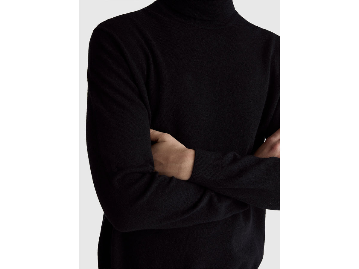 Camisola de gola alta preta em pura lã Merino - ucb_image_FY