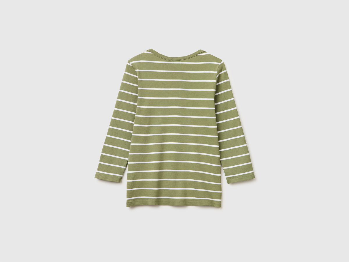 T-shirt às riscas com decote à barco - ucb_image_BS