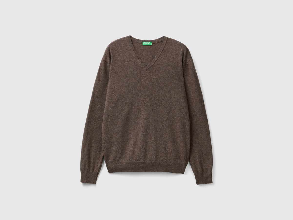 Camisola decote em V castanha em pura lã Merino - ucb_image_FS