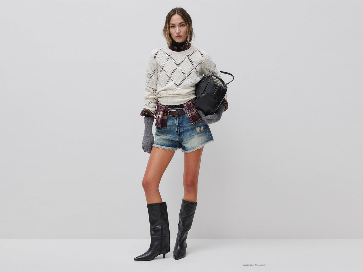 Knitted sweater in wool blend