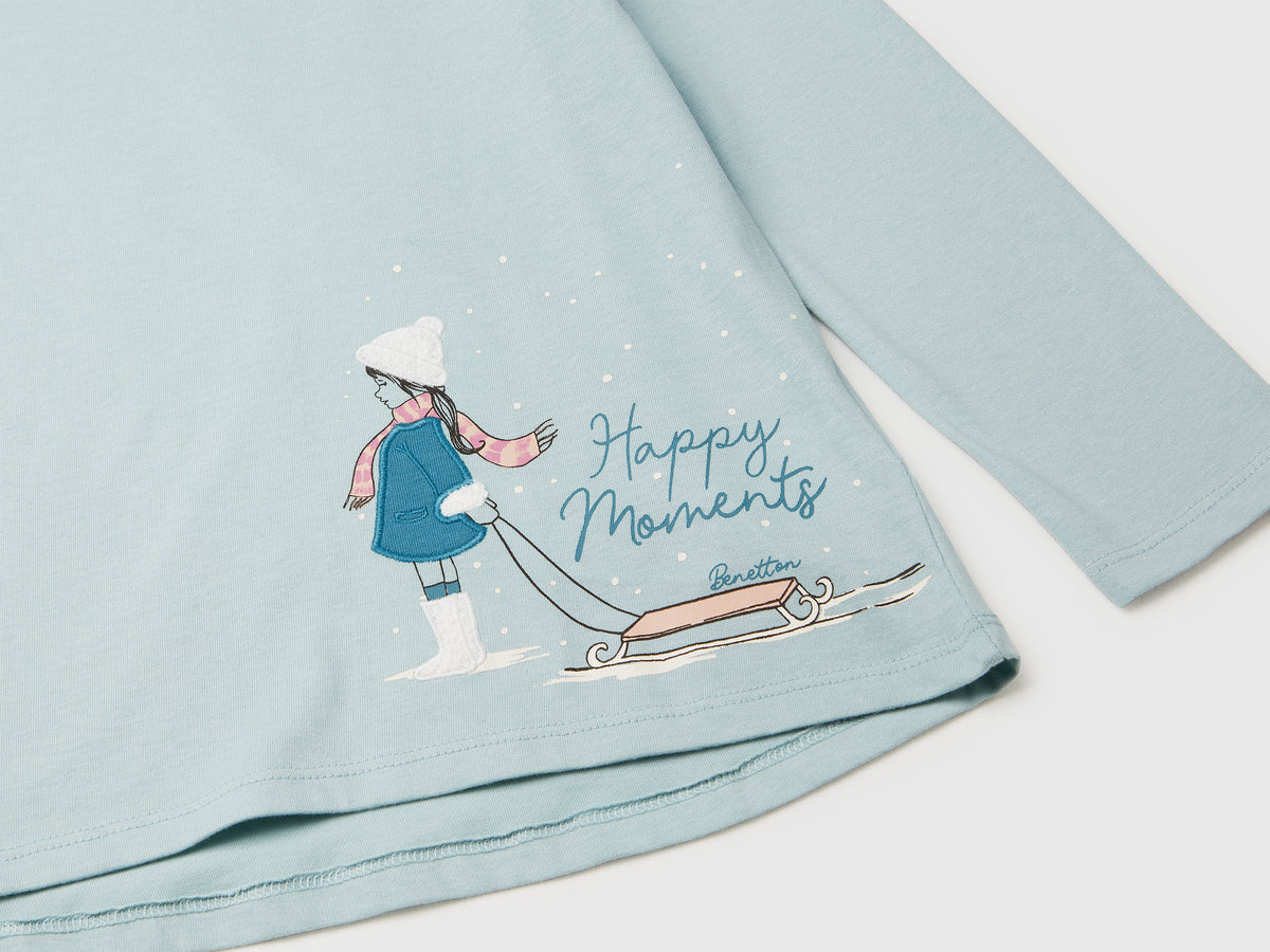 T-shirt com estampa e bordado - ucb_image_DS1