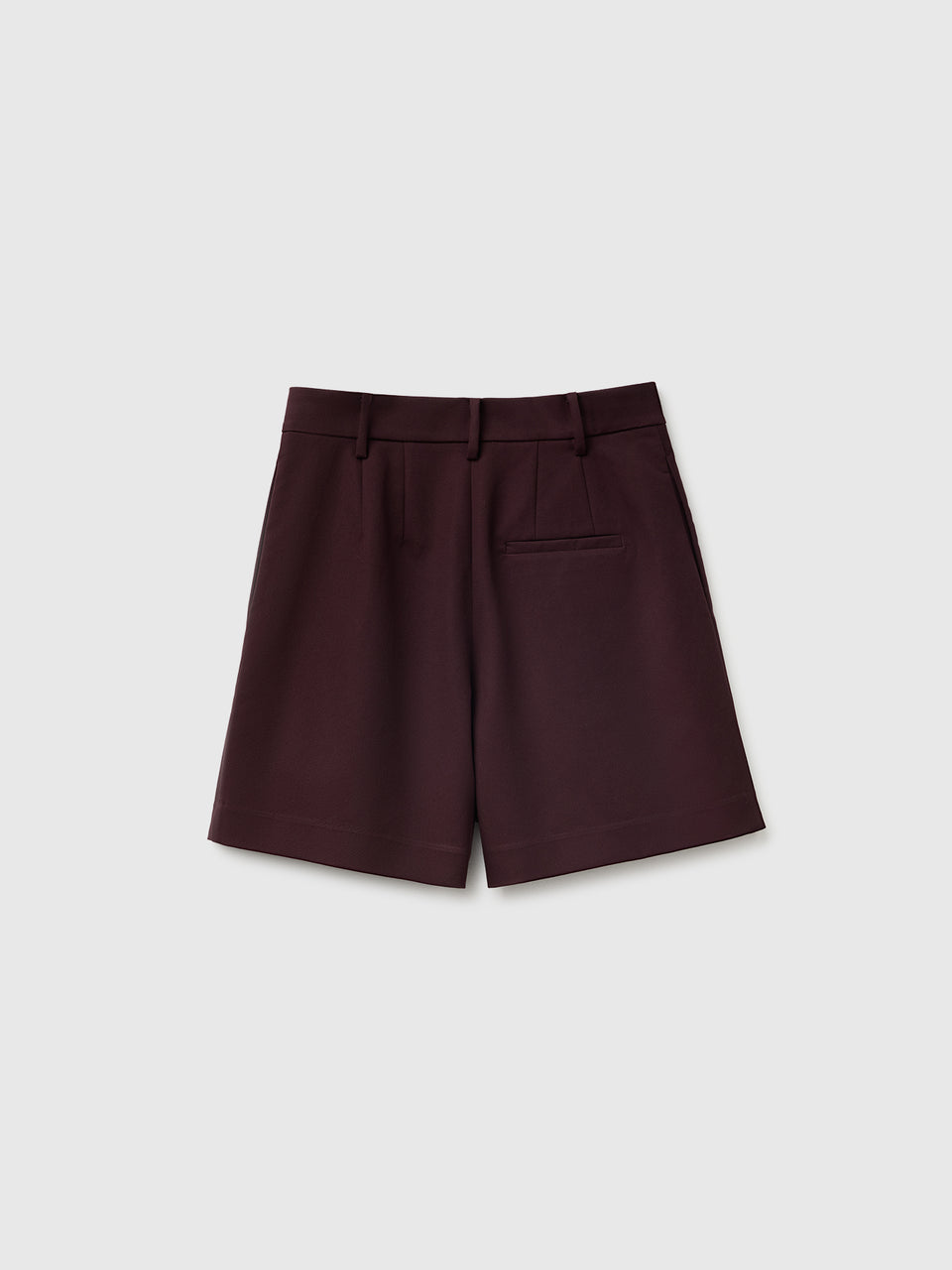 Shorts com pinças - ucb_image_BS