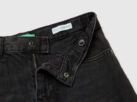 Jeans straight fit com rasgos - ucb_image_DS1