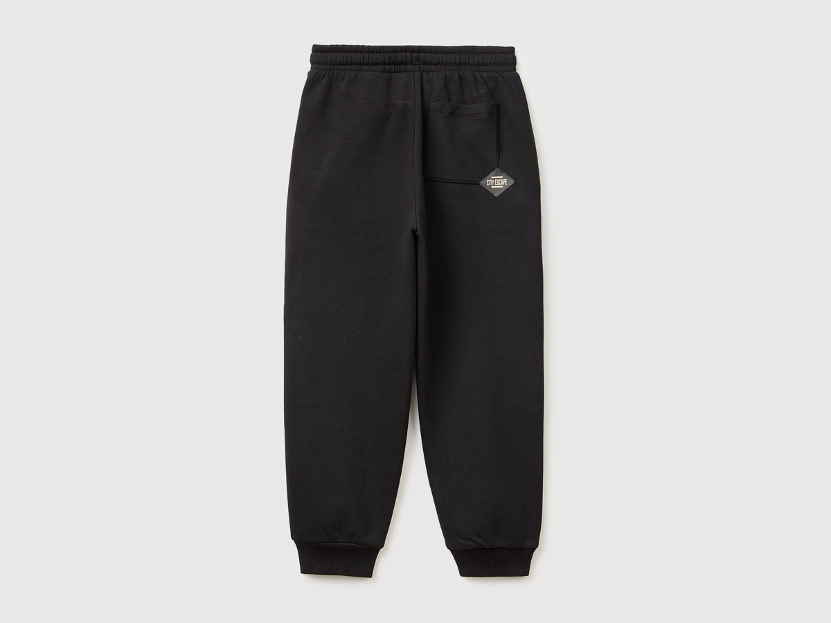 Joggers em felpo quente com patch - ucb_image_BS