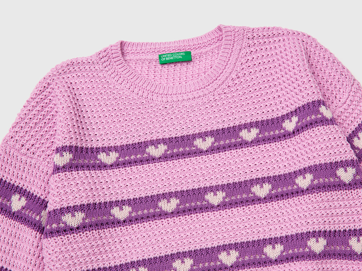 Sweater with stripes and hearts - ucb_image_DS1