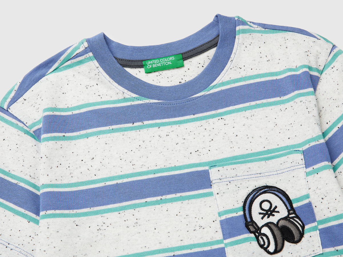 Striped T-shirt with patch - ucb_image_DS1
