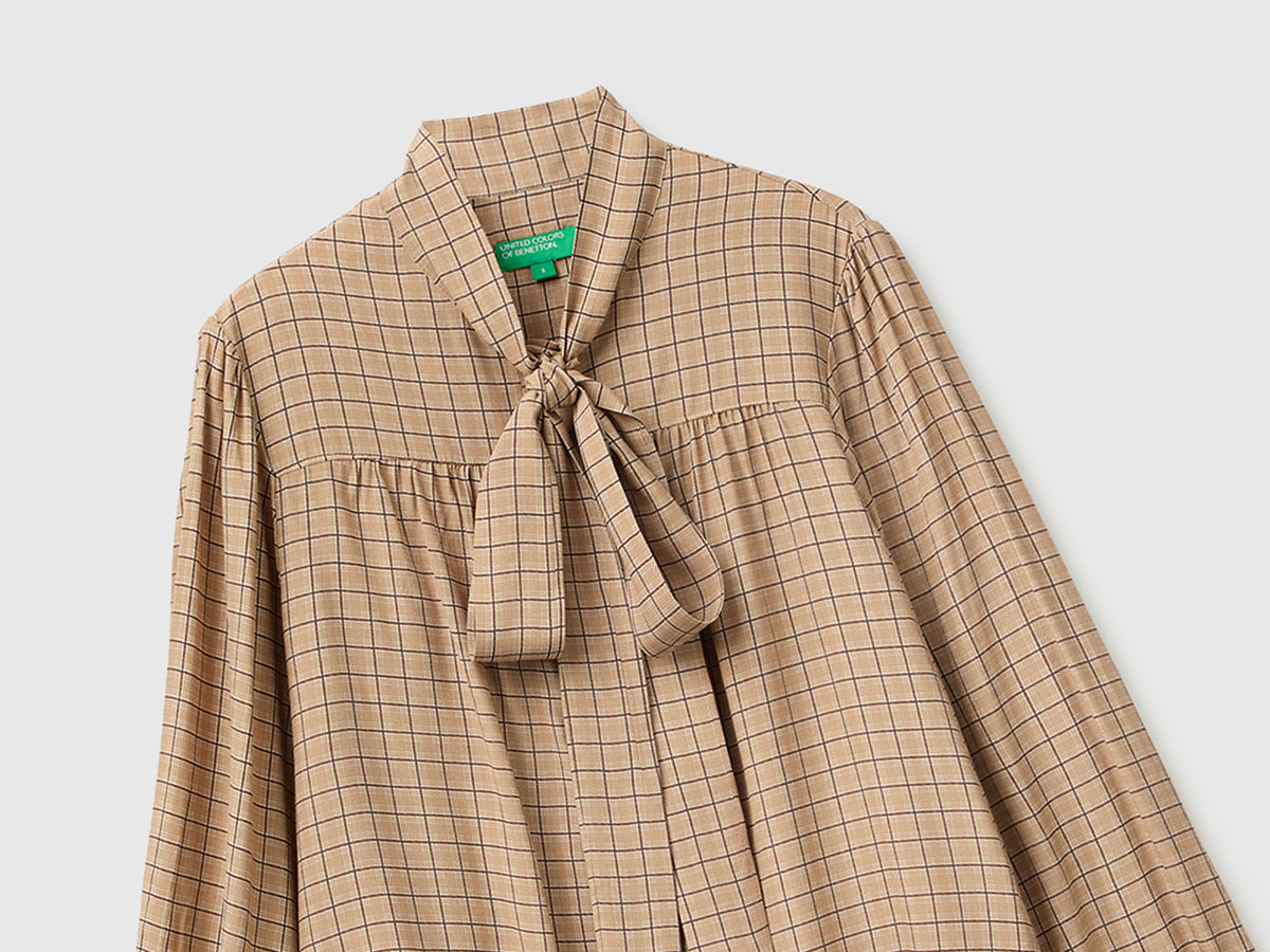 Blusa aos quadrados vichy com laço - ucb_image_FY