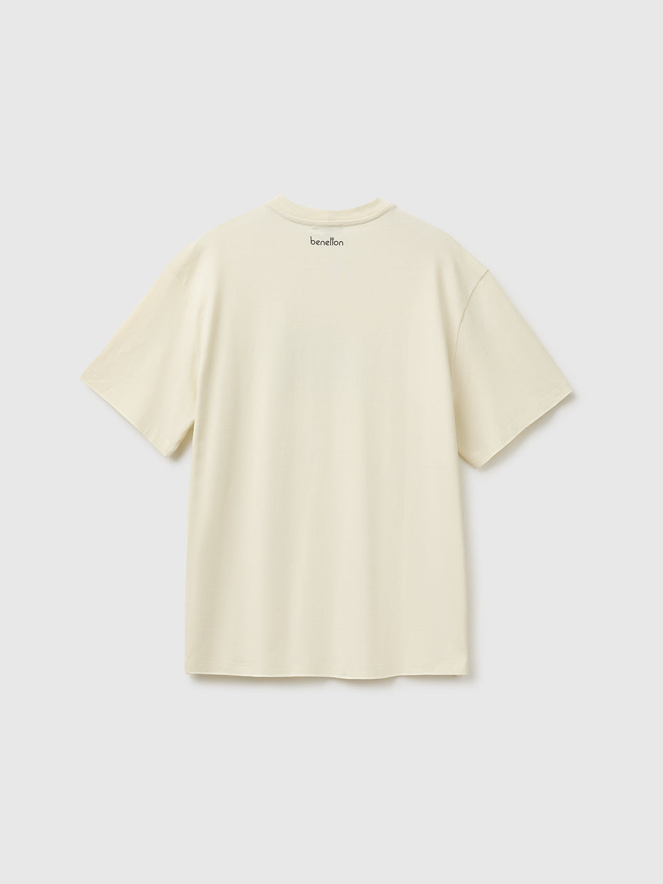 T-shirt relaxed fit com estampa em algodão orgânico - ucb_image_BS