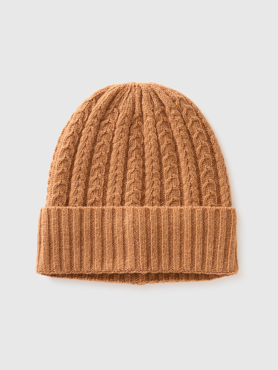 Gorro com trança - ucb_image_FS