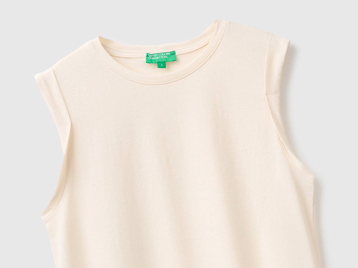 T-shirt sem mangas - ucb_image_FY