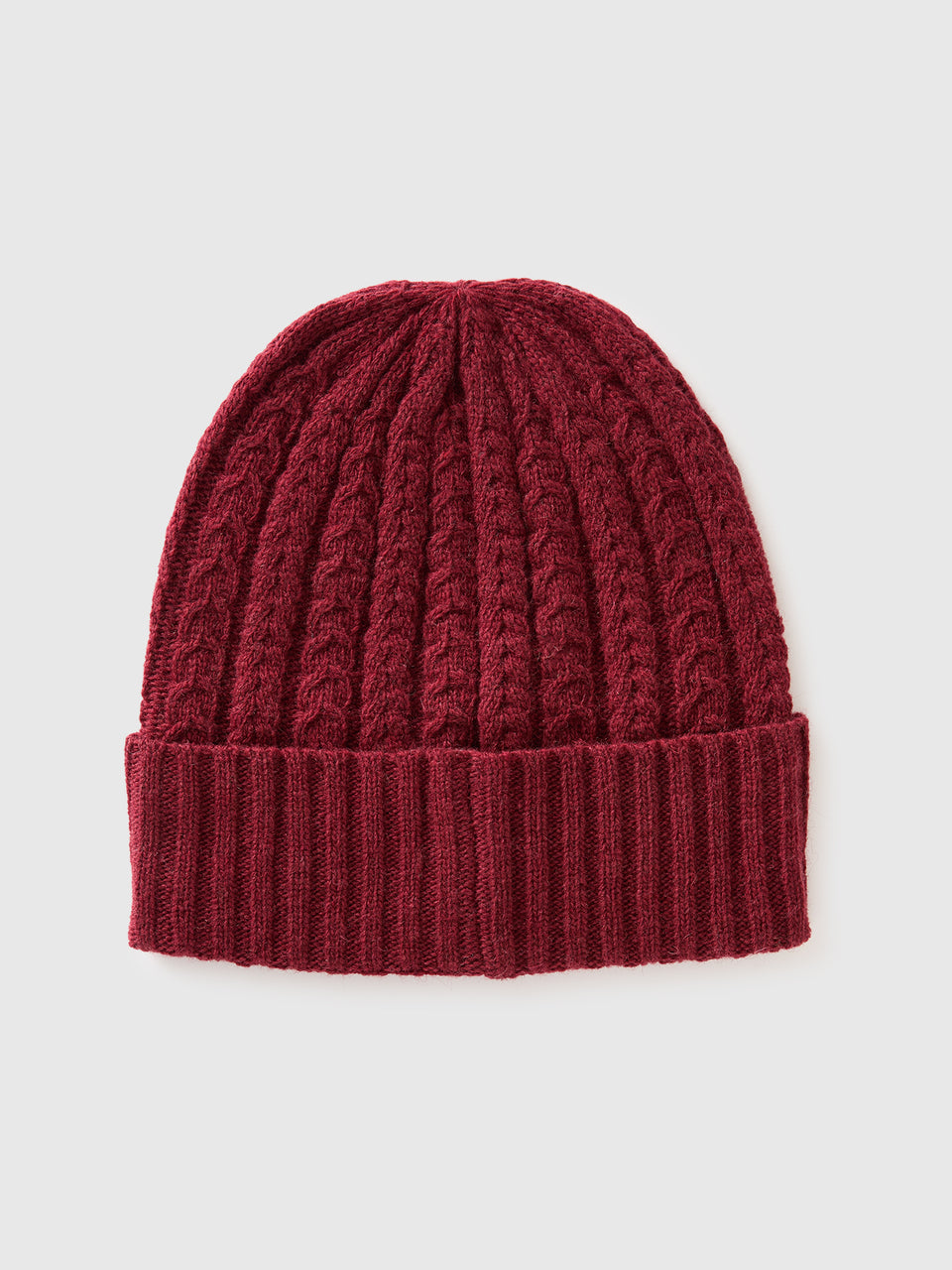 Gorro com trança - ucb_image_BS
