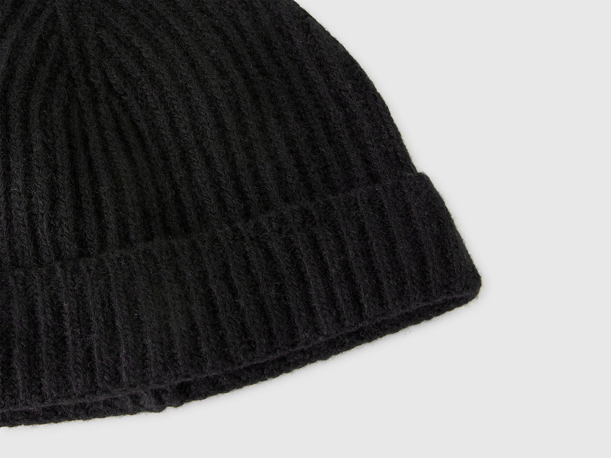 Gorro em pura lã virgem - ucb_image_DS1