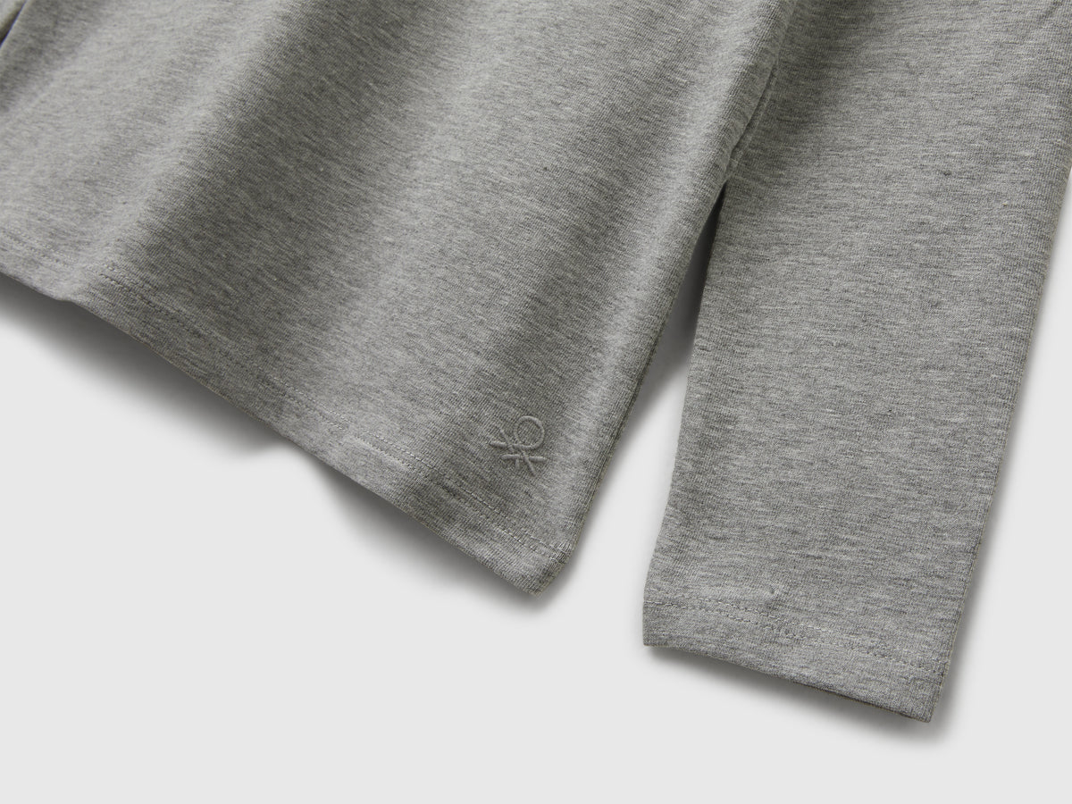 T-shirt stretch com gola alta - ucb_image_DS1