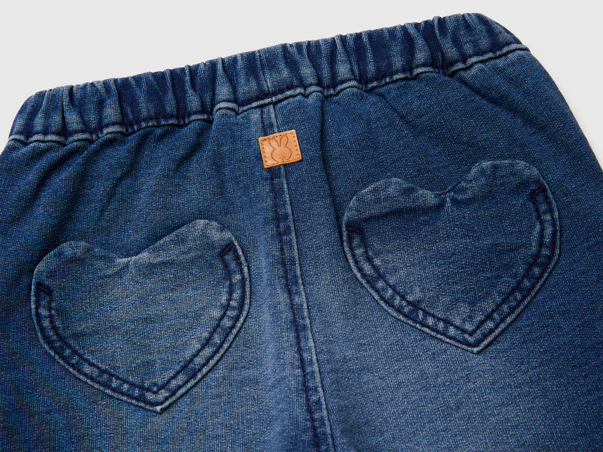 Jeans com bordado floral - ucb_image_DS1