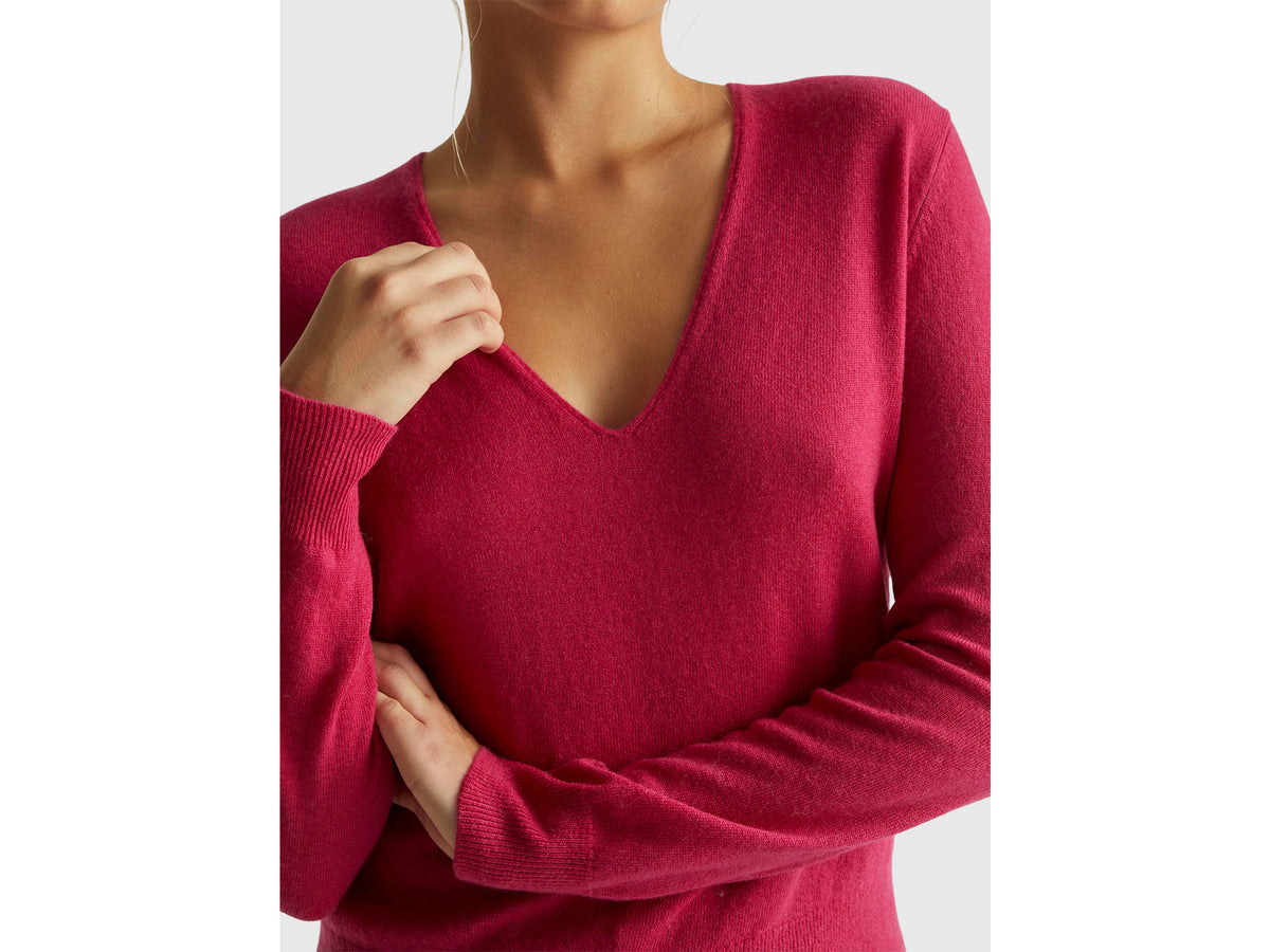 Camisola fúcsia com decote em V em pura lã Merino - ucb_image_FY